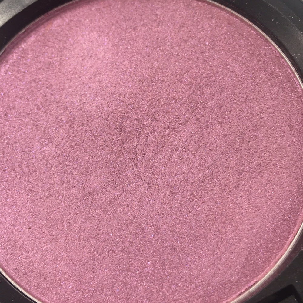 Mac blush - Picture 3 of 4